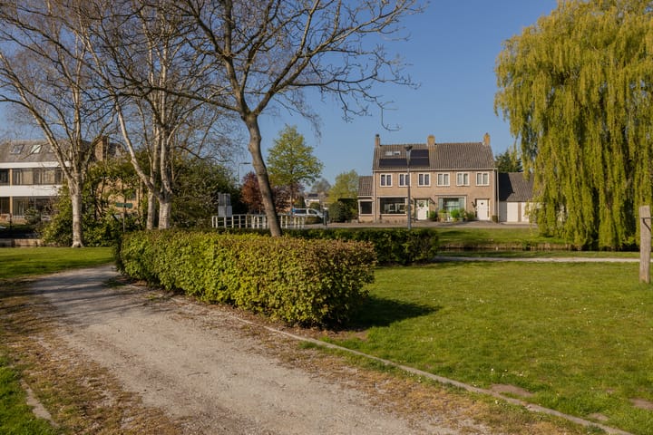 Foto 55 van Carillonstraat 4