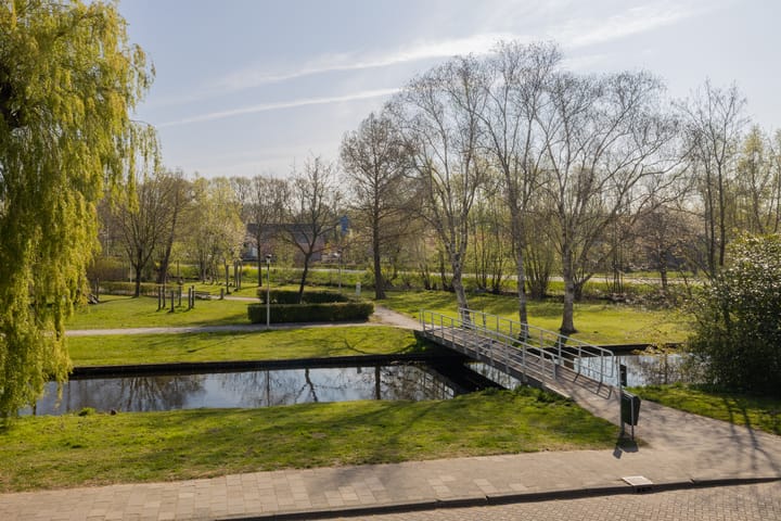 Foto 57 van Carillonstraat 4