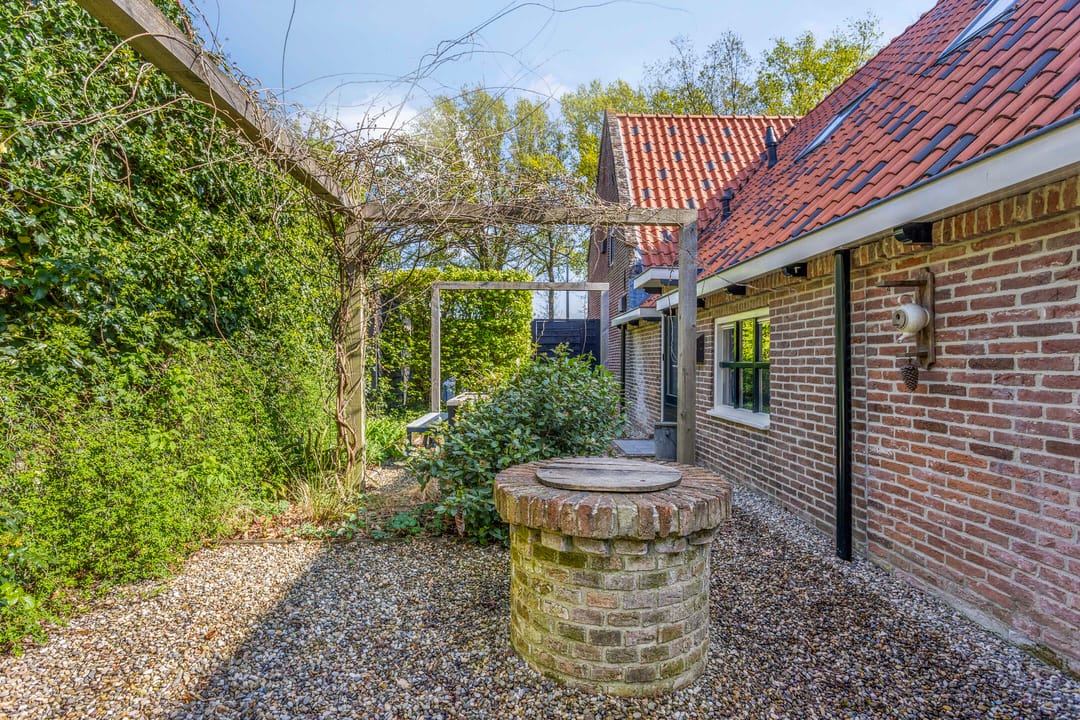 Photo 38 of Elsterstraatweg 29