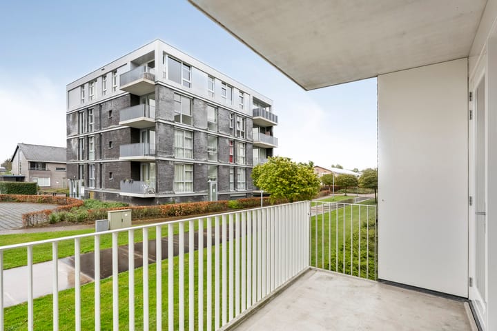 Foto 21 van Weegbree 30