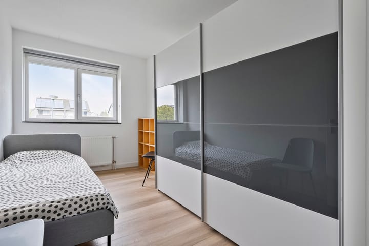 Foto 25 van Weegbree 30