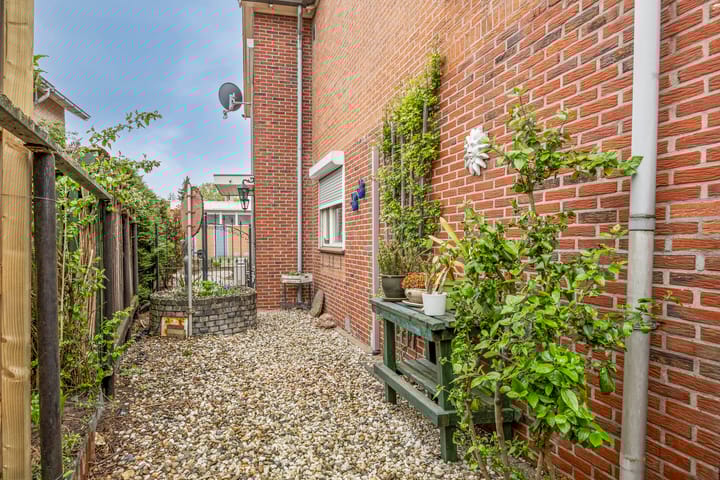 Foto 40 van Moeshof 9