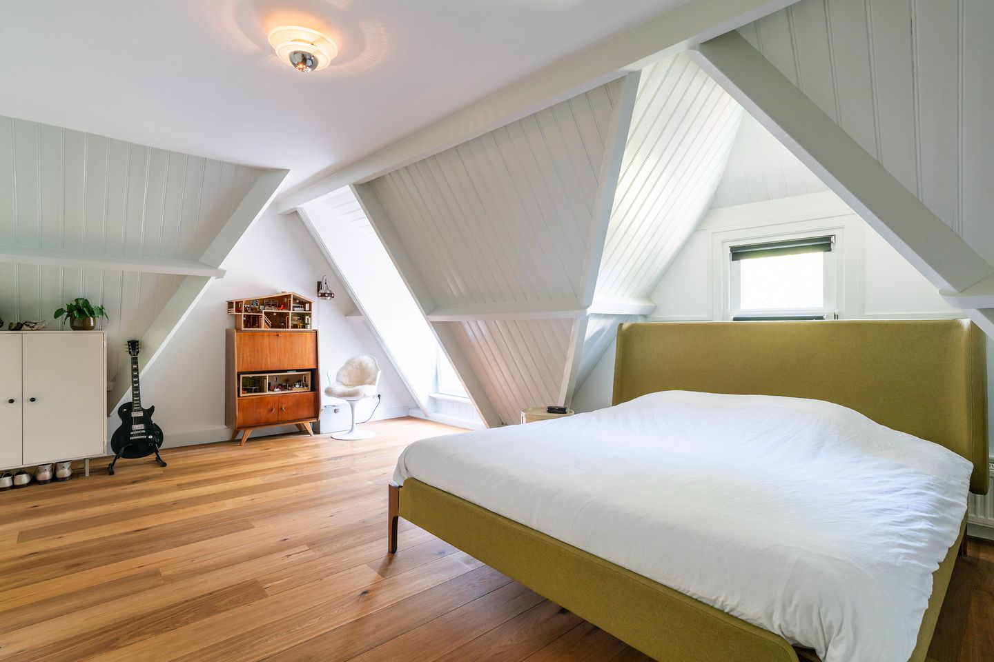 Foto 19 van Van Boetzelaerlaan 138-A