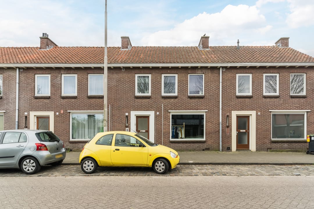 Photo 1 of Petrus Loosjesstraat 6