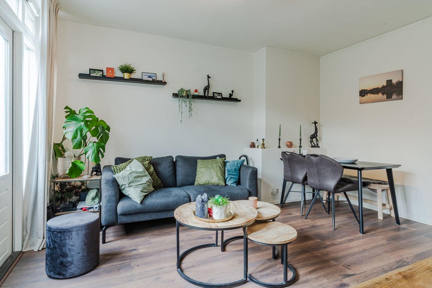 Photo 4 of Petrus Loosjesstraat 6