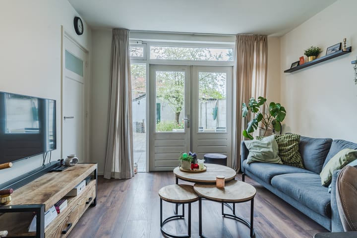 Photo 6 of Petrus Loosjesstraat 6