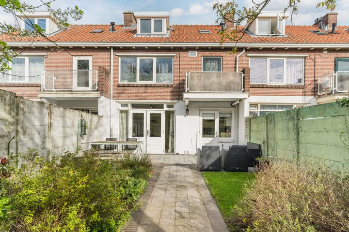 Photo 22 of Petrus Loosjesstraat 6