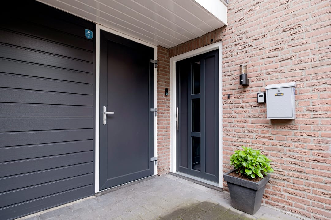 Foto 2 van Riegheidestraat 51