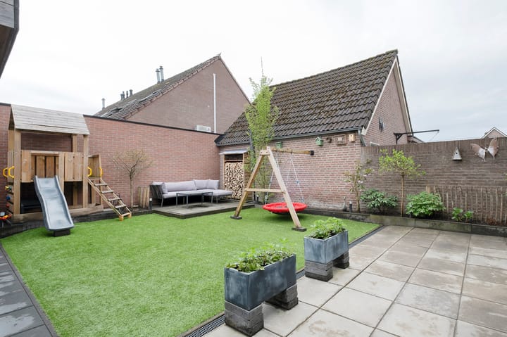 Foto 48 van Riegheidestraat 51