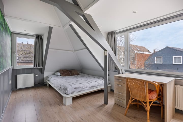 Foto 15 van Zuideinde 68