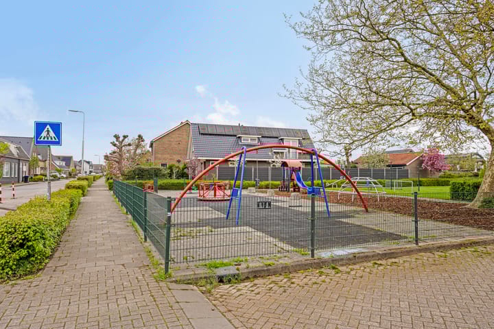 Foto 29 van Zuideinde 68