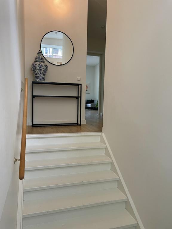 Photo 2 of Breitnerstraat 84-C