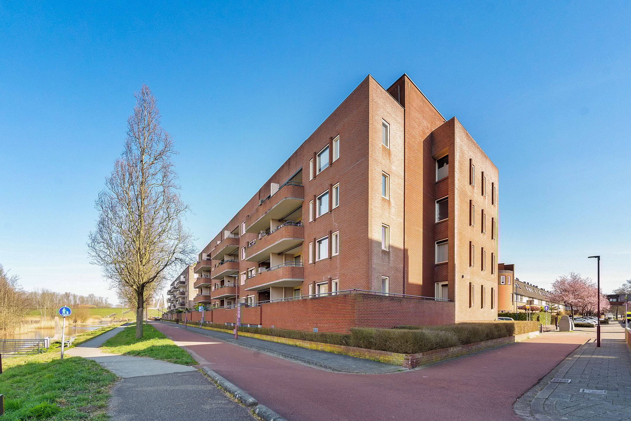 Foto 9 van Essehout 106