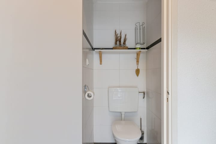 Photo 21 of Hollandiastraat 116