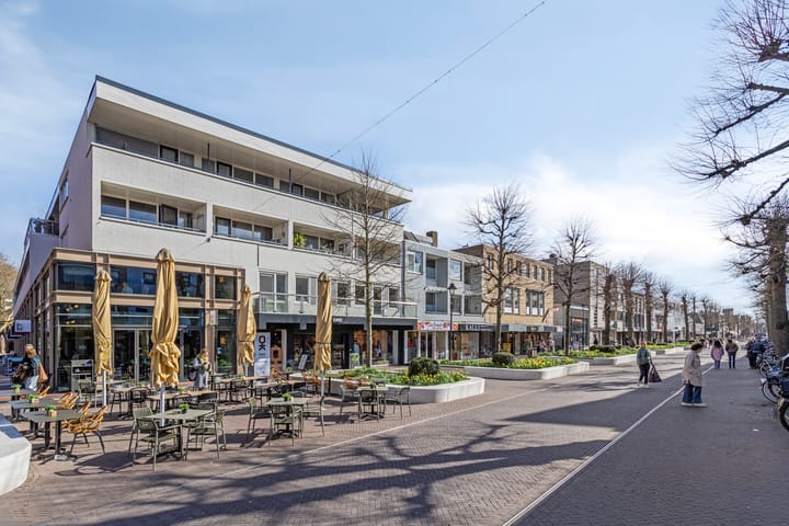 Photo 5 of Promenade 5