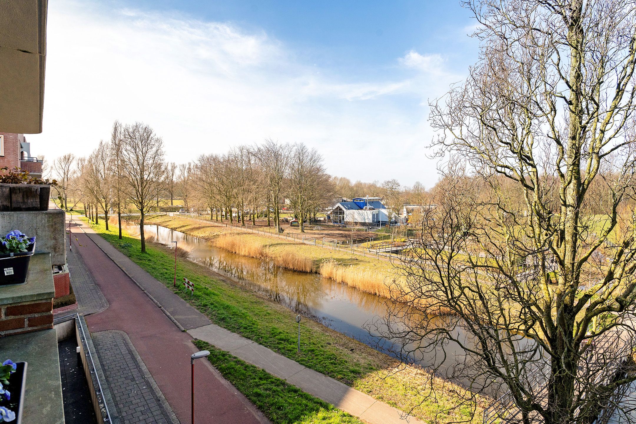 Foto 39 van Essehout 106