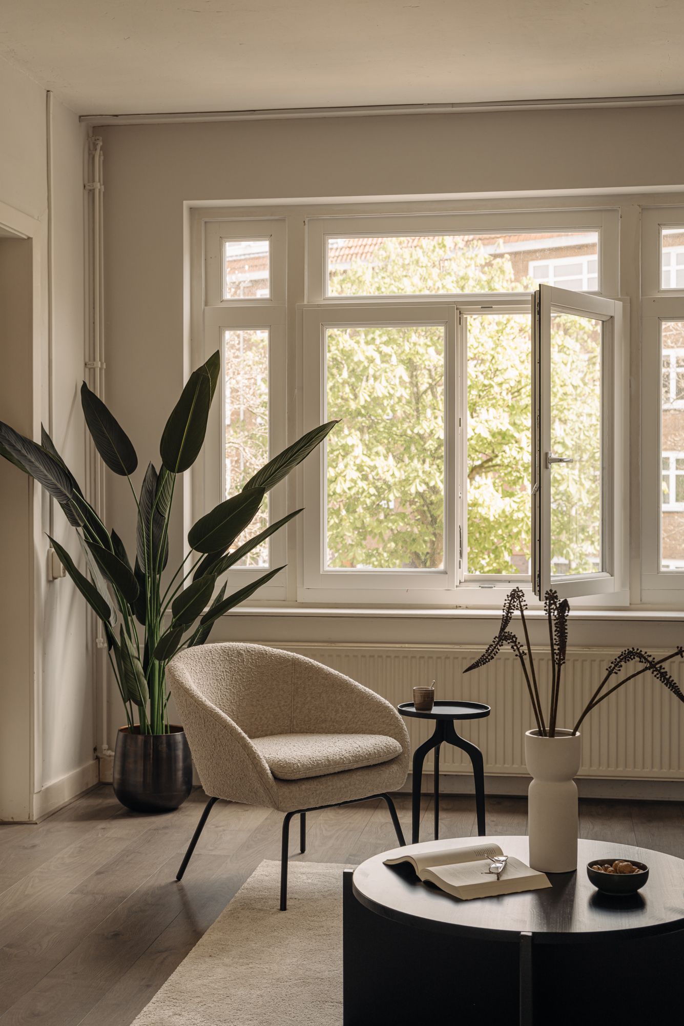 Foto 5 van Paramariboplein 43-1