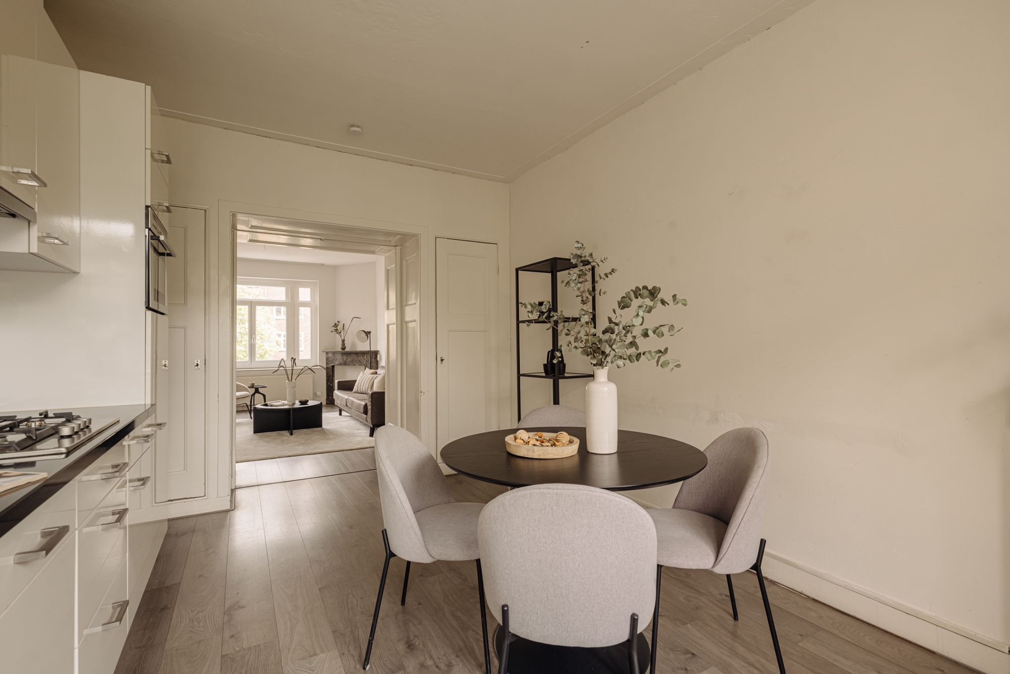 Foto 9 van Paramariboplein 43-1