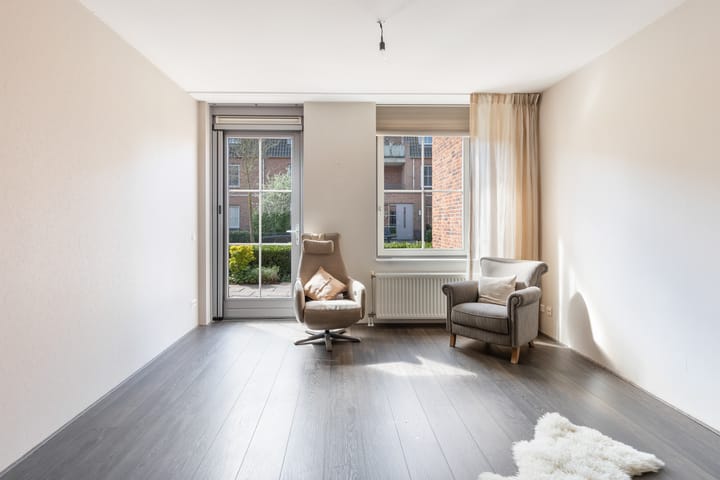 Foto 8 van Marisstraat 3