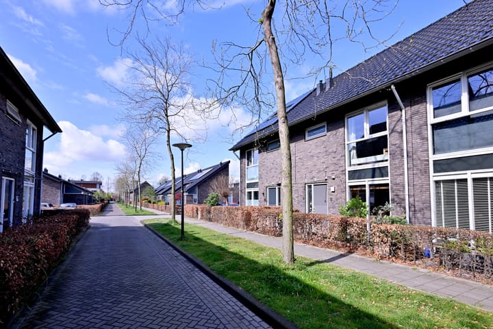 Foto 42 van Jacob Oliestraat 8