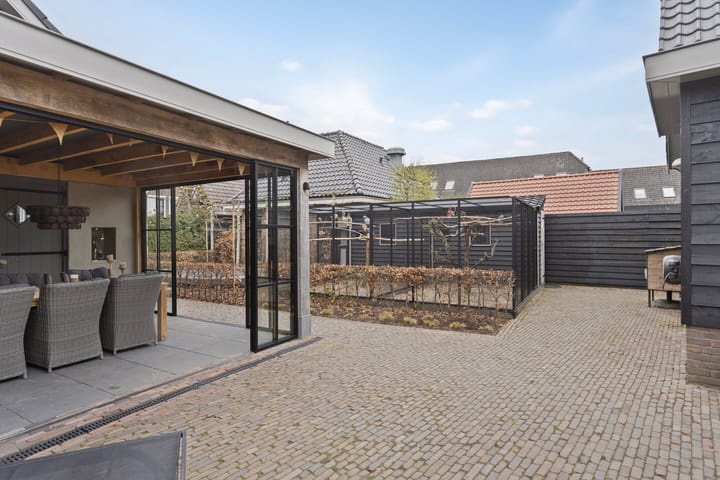 Foto 5 van Waalbandijk 77