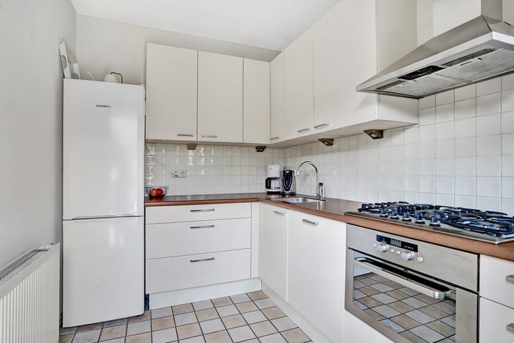 Foto 11 van von Suttnerstraat 26