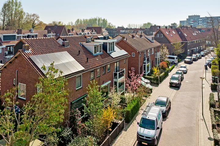 Foto 40 van von Suttnerstraat 26