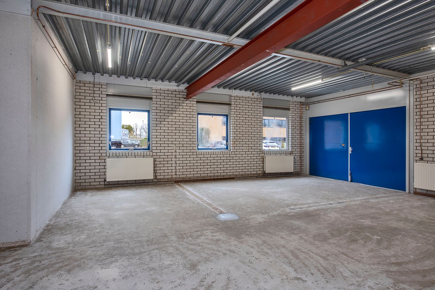 Bekijk foto 5 van Capitool 46