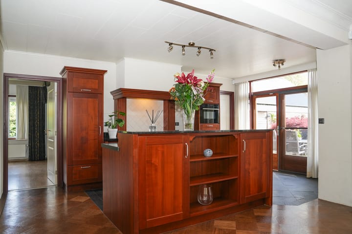 Foto 10 van Rozemarijnhof 9