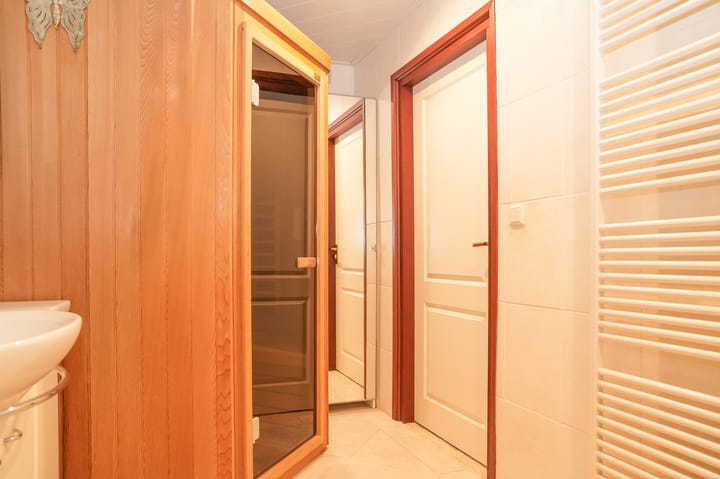 Foto 18 van Rozemarijnhof 9