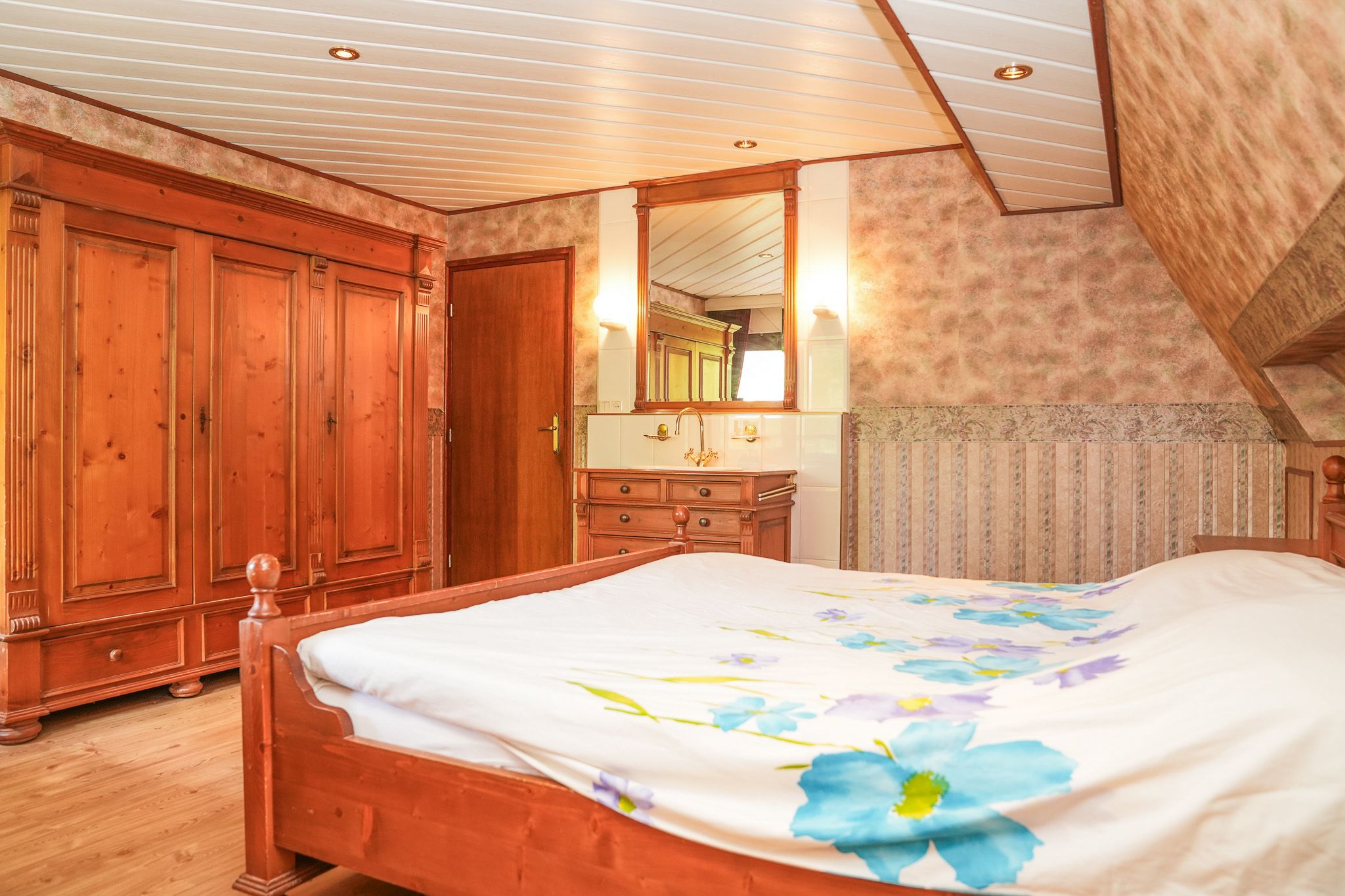 Photo 21 of Rozemarijnhof 9