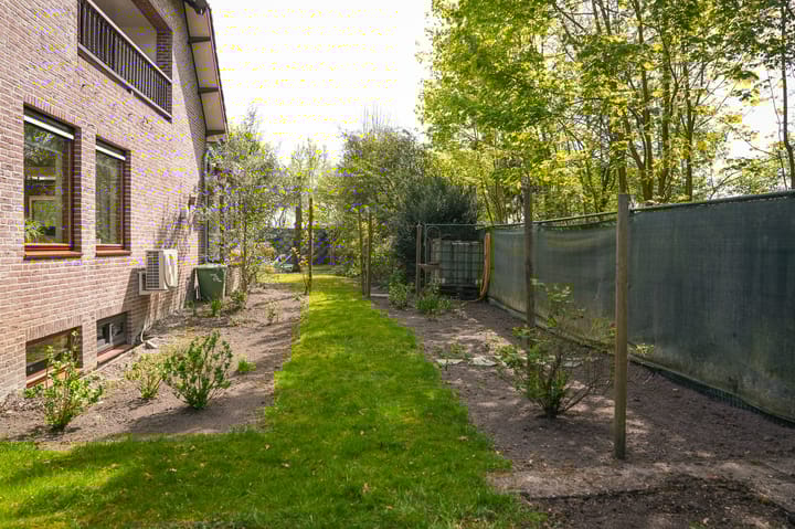 Foto 47 van Rozemarijnhof 9