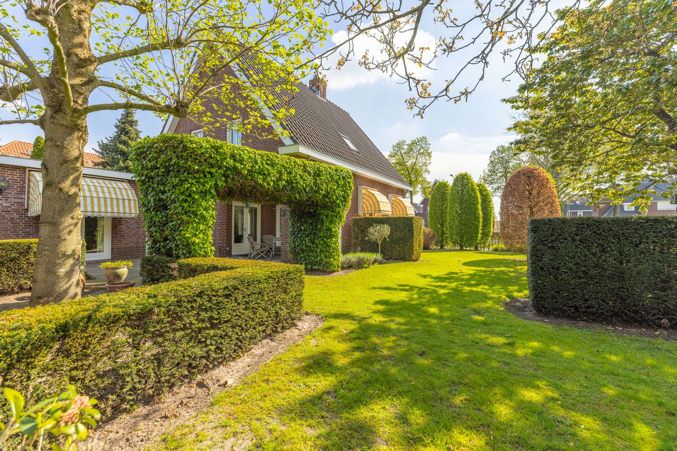 Foto 6 van Bredaseweg 11