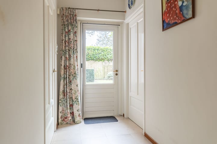 Foto 25 van Bredaseweg 11