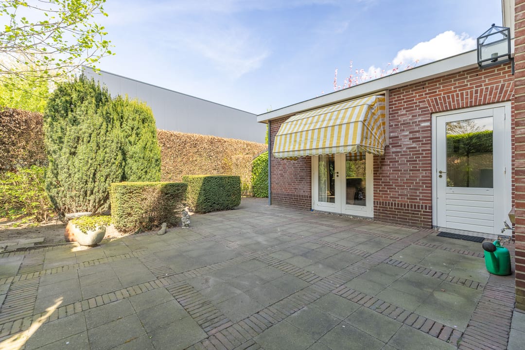 Foto 53 van Bredaseweg 11