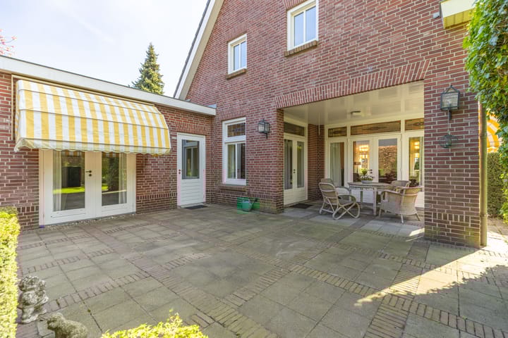 Foto 48 van Bredaseweg 11