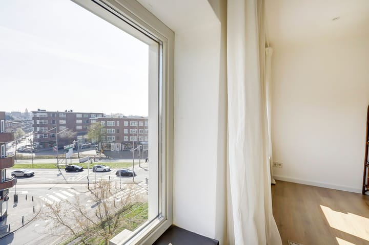 Foto 58 van Wolphaertsbocht 284