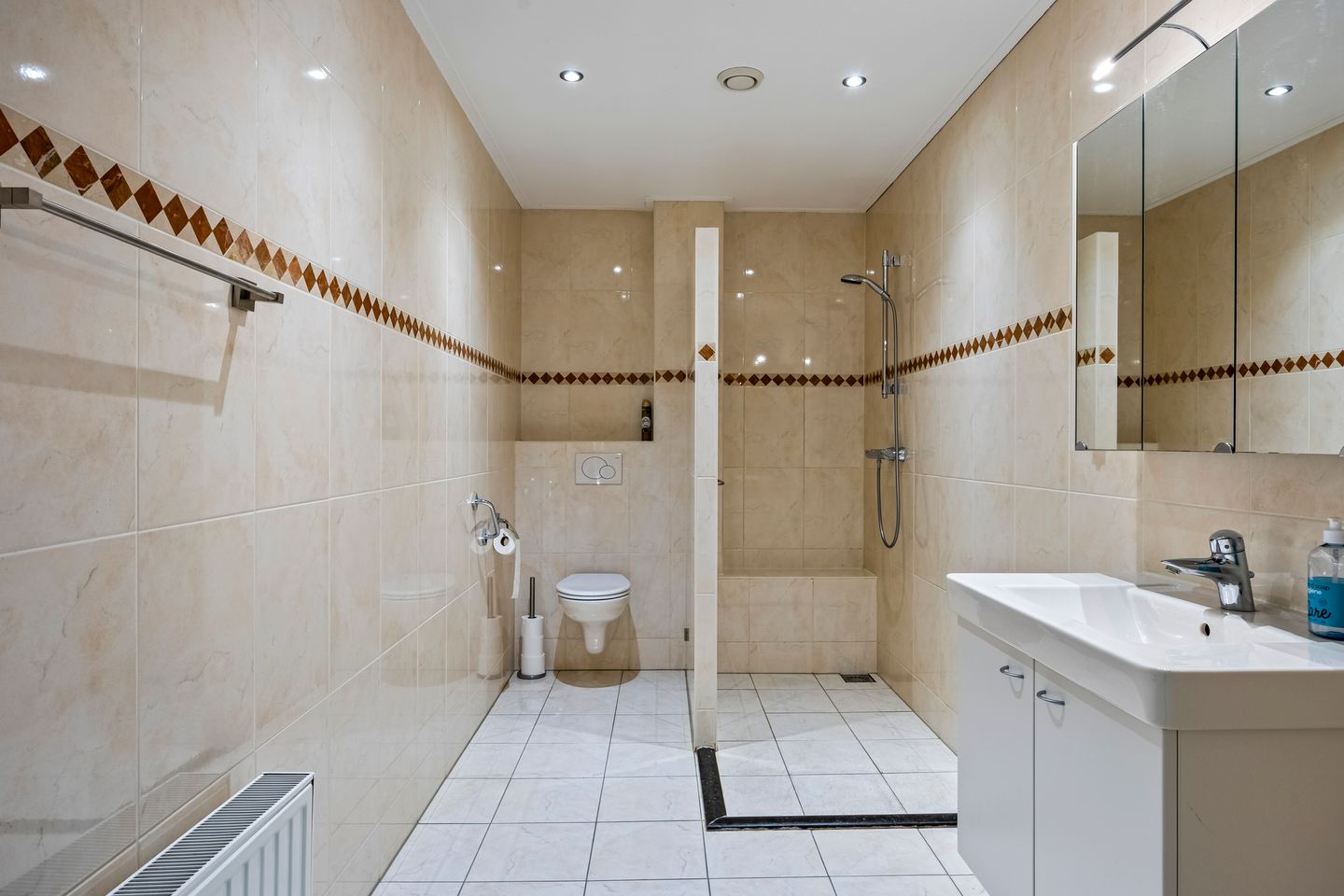 Foto 14 van Dorpsstraat 25-F