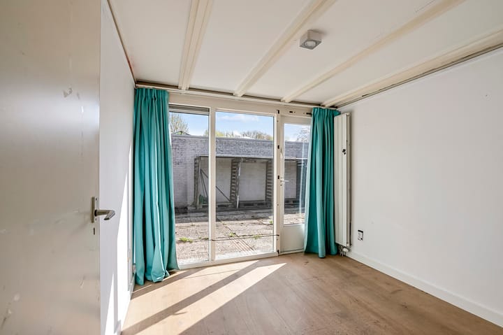 Foto 17 van Paalrij 2