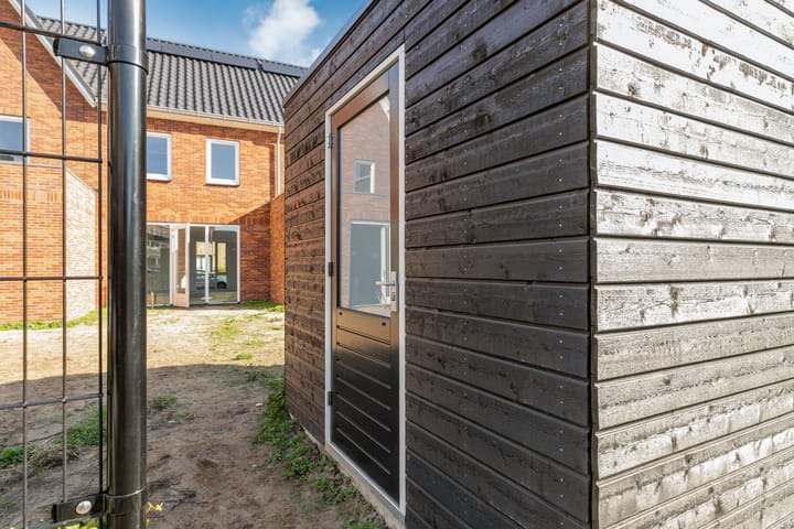 Photo 34 of Venlolaan 8