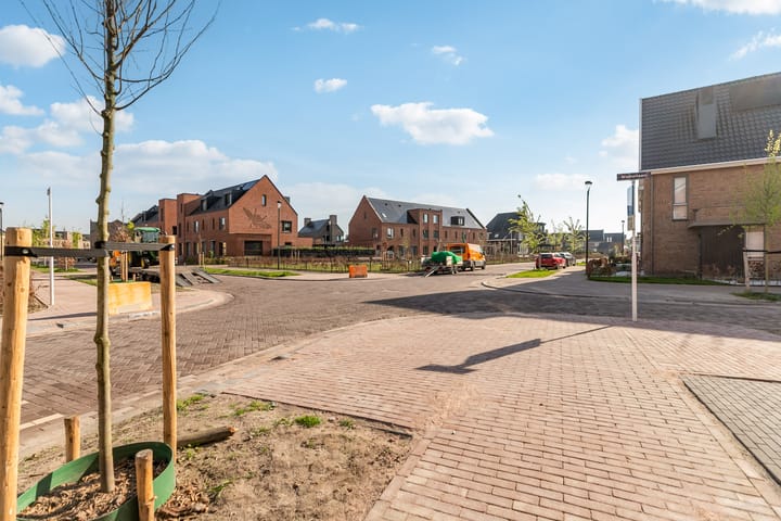 Photo 39 of Venlolaan 8