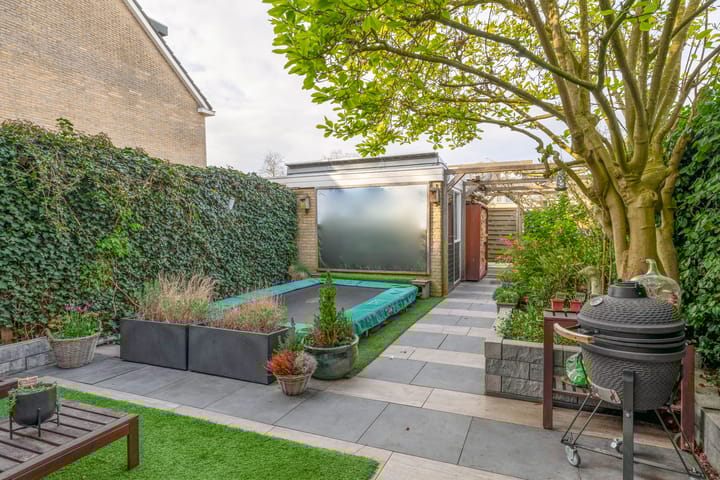 Foto 4 van Weegbree 10