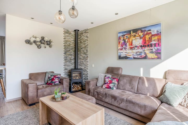 Foto 13 van Weegbree 10