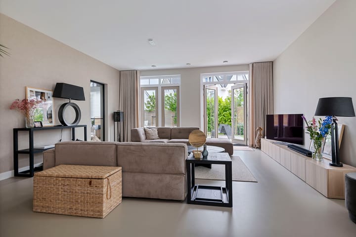 Photo 2 of Oswald Wenckebachstraat 2