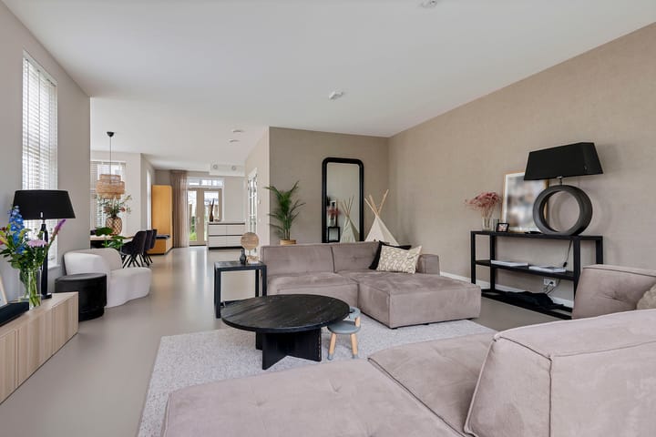 Photo 10 of Oswald Wenckebachstraat 2