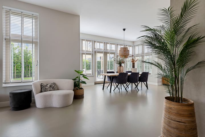 Photo 12 of Oswald Wenckebachstraat 2