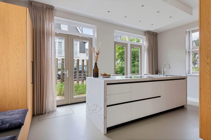 Photo 16 of Oswald Wenckebachstraat 2