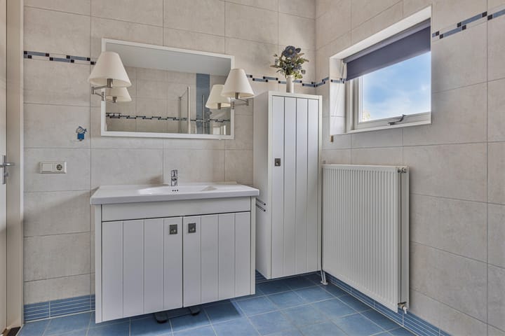 Photo 18 of Alexander de Grotestraat 18