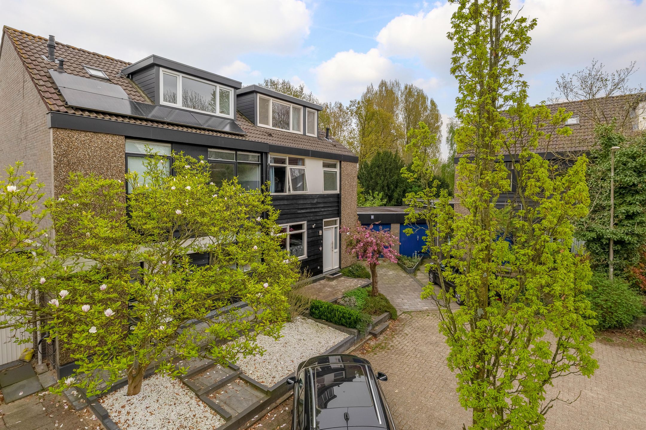 Foto 9 van Pluim-es 98