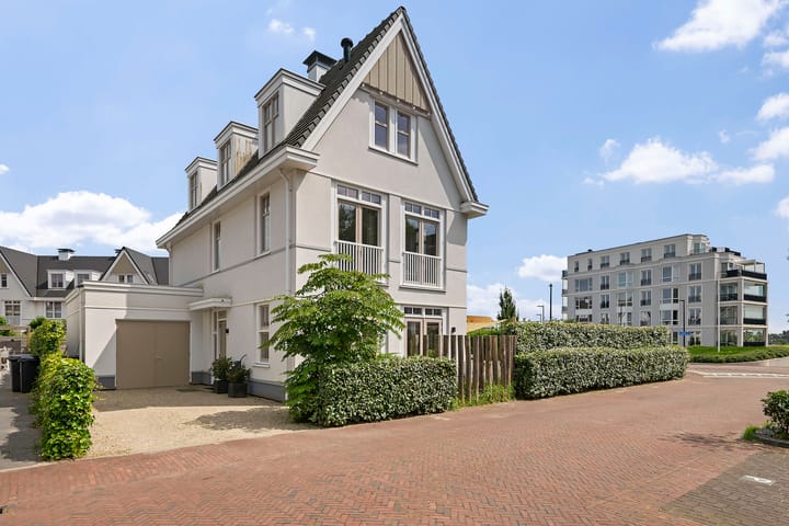 Photo 47 of Oswald Wenckebachstraat 2